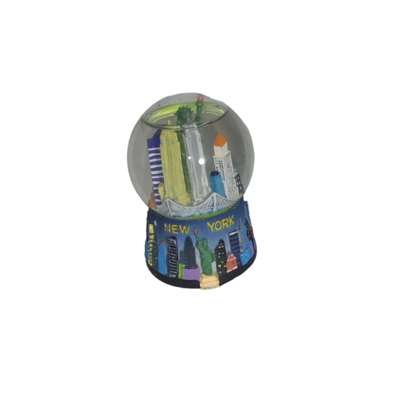 New York City Skyline Water Snow Globe Souvenir Figurine 2.5" H - Picture 3 of 8